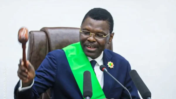 Bilan parlementaire : l'Assemblée nationale valide le rapport de Joseph Djogbénou