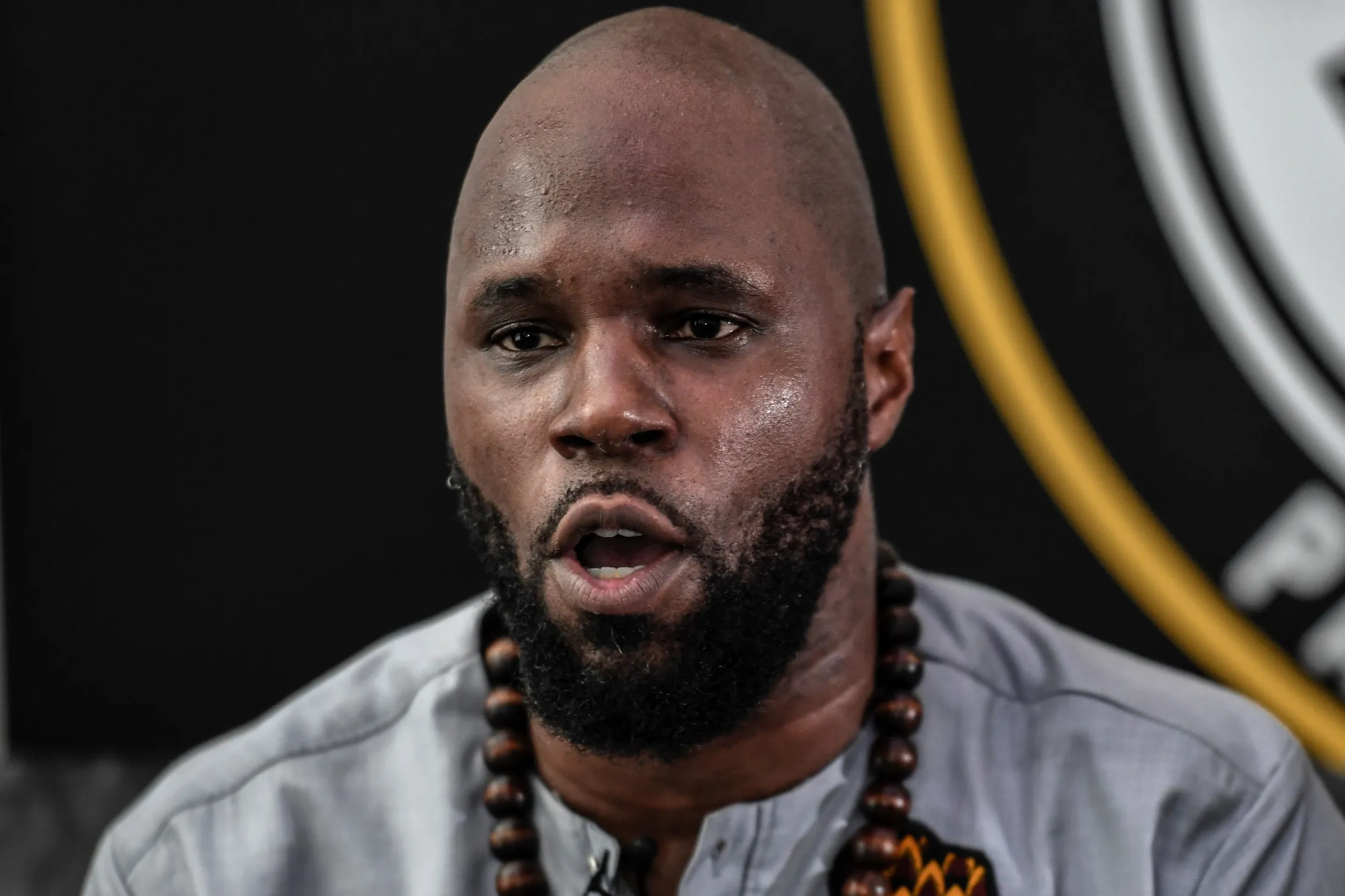 Kémi Séba : Arrestation en Afrique du Sud et accusations d'implication dans un coup d'État au Bénin